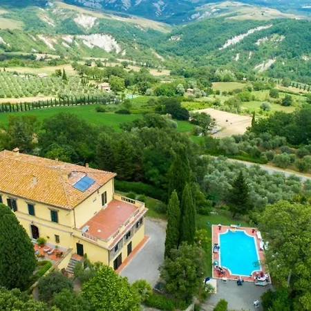 Sleeps 24 With Pool And Wifi *