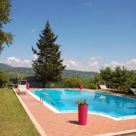 Sleeps 24 With Pool And Wifi * Celle sul Rigo