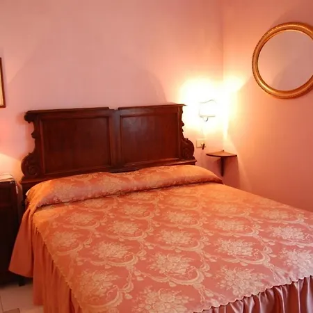 Sleeps 24 With Pool And Wifi * Celle sul Rigo