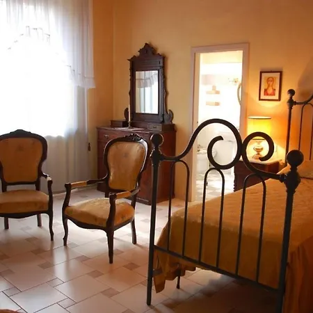 Sleeps 24 With Pool And Wifi Celle sul Rigo